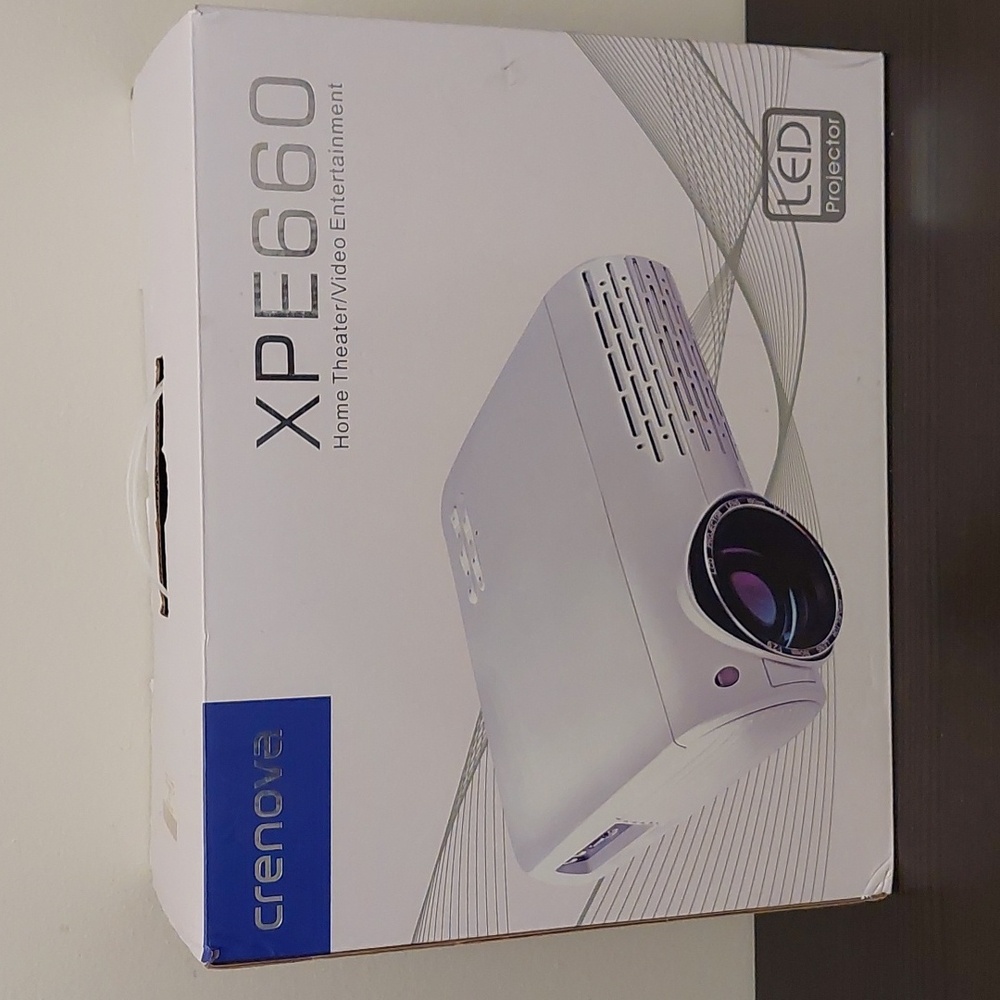XPE660 Portable LED TV - White